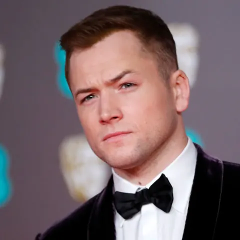 Does Taron Egerton have a girlfriend and children?