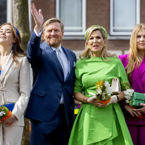 Daughter Arina, King Williem Alexander, Queen Maxima and daughter Amalia