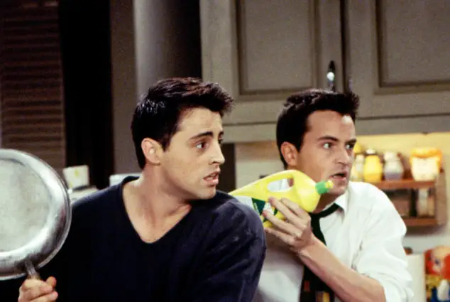 Matt LeBlanc and Matthew Perry in a scene from 'Friends'
