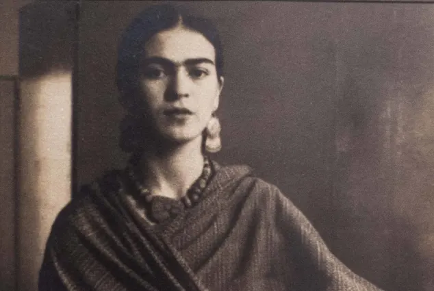 Frida Kahlo was a famous artist.