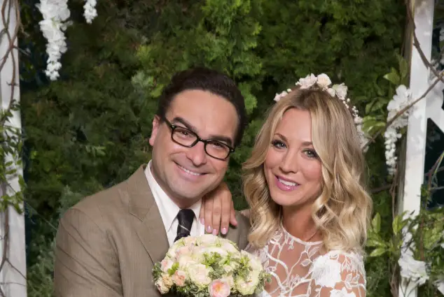 Kaley Cuoco Talks Awkward 'Big Bang Theory' Sex Scenes With Ex Johnny Galecki