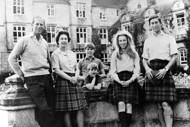 Royal Family Portrait 1972.