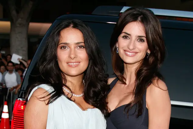 Salma Hayek and Penélope Cruz in 2008.