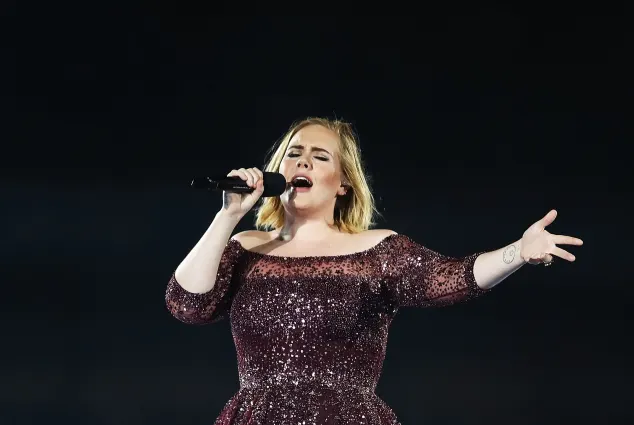 See Adele's Unbelievable Weight Loss In New Bikini Pic!