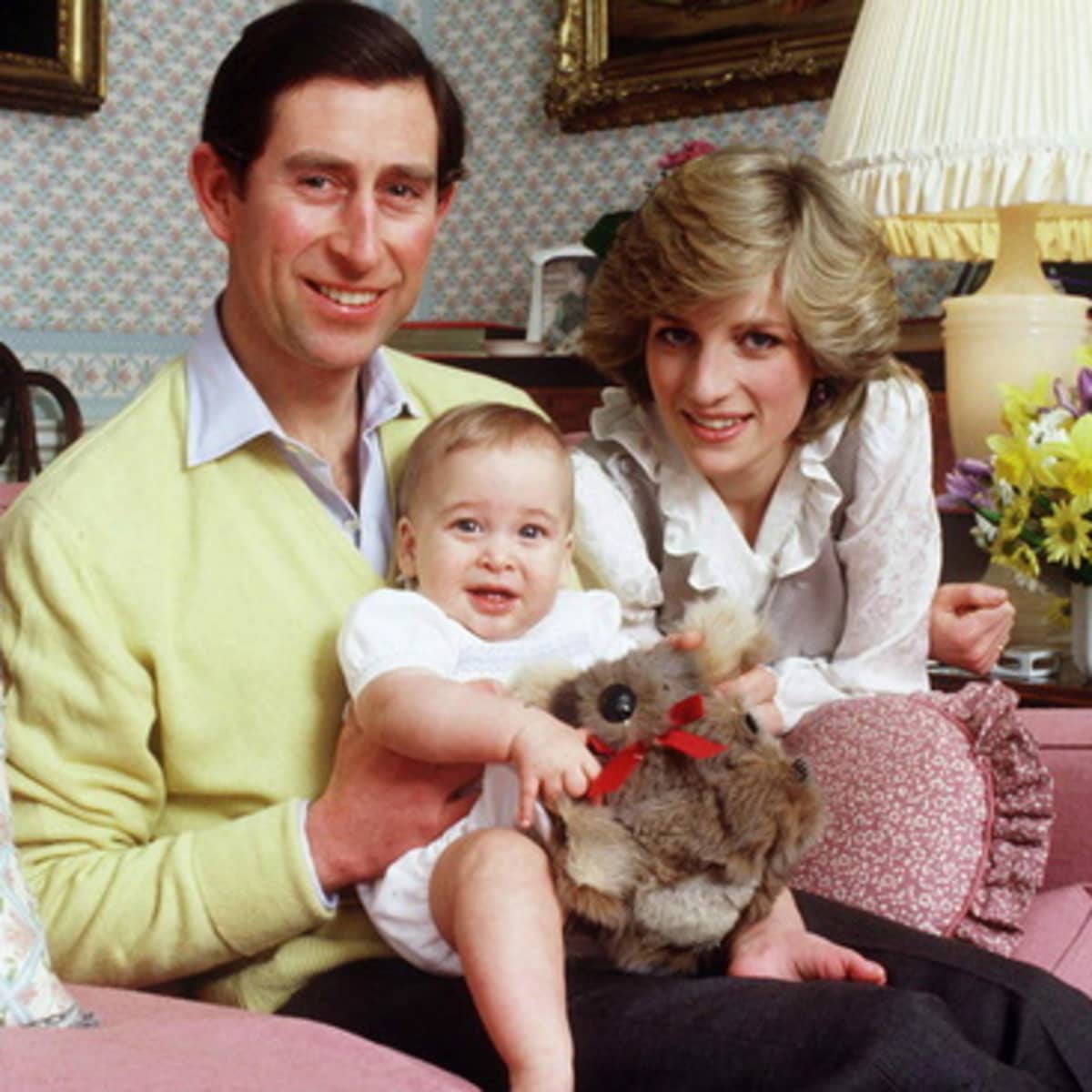 Prince Charles He Used To Date Princess Diana S Sister