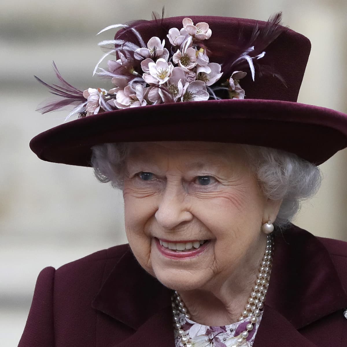 Queen Reportedly Not Considering Abdication As She Nears Age 95
