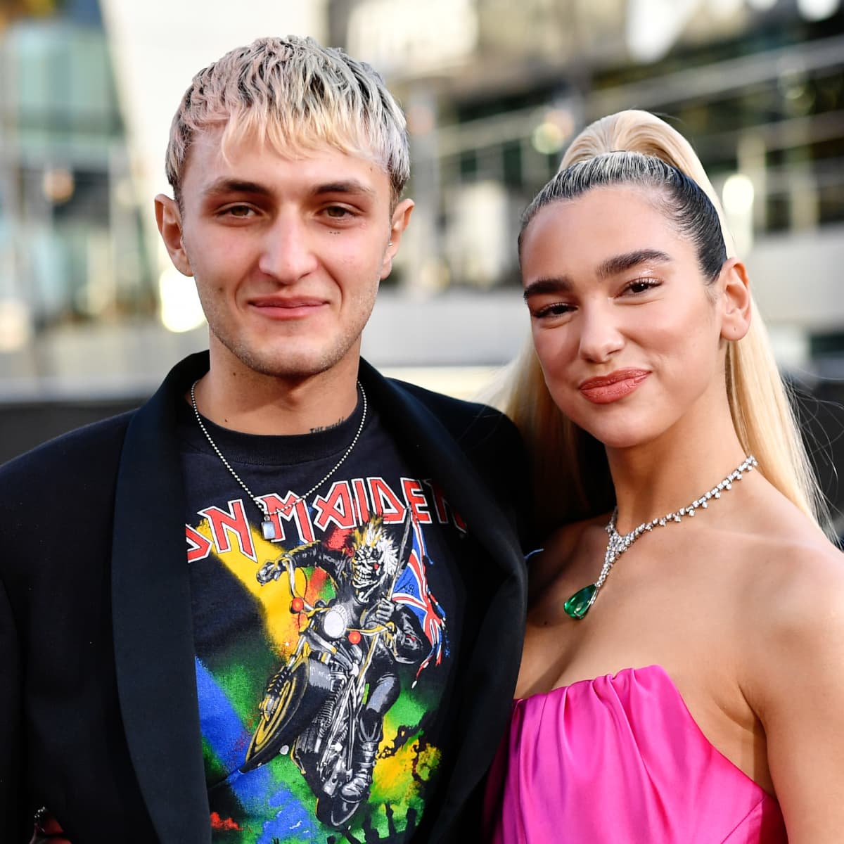 Dua Lipa Social Distancing In A Random Airbnb With Anwar Hadid Dua lipa is romantically linked to paul klein, lead singer of the lany band, from 2017. dua lipa social distancing in a random