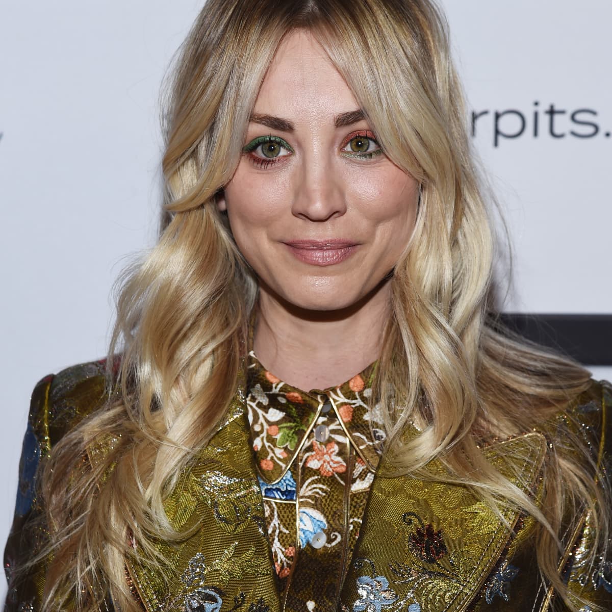 Kaley Cuoco Stars In Trailer For Hbo Max The Flight Attendant A model and commercial actress from the age of 6, cuoco's first major role was in the tv movie quicksand: kaley cuoco stars in trailer for hbo