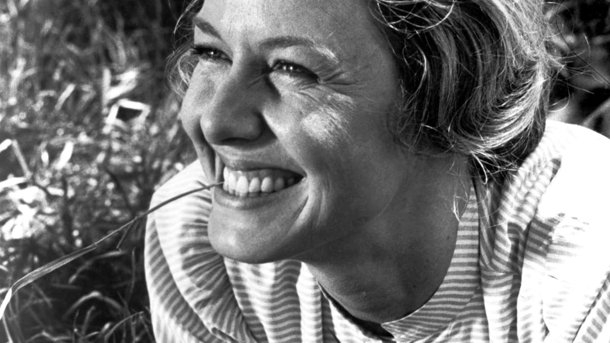 wallpapers How Old Is Karen Grassle From Little House On The Prairie little house on the prairie caroline