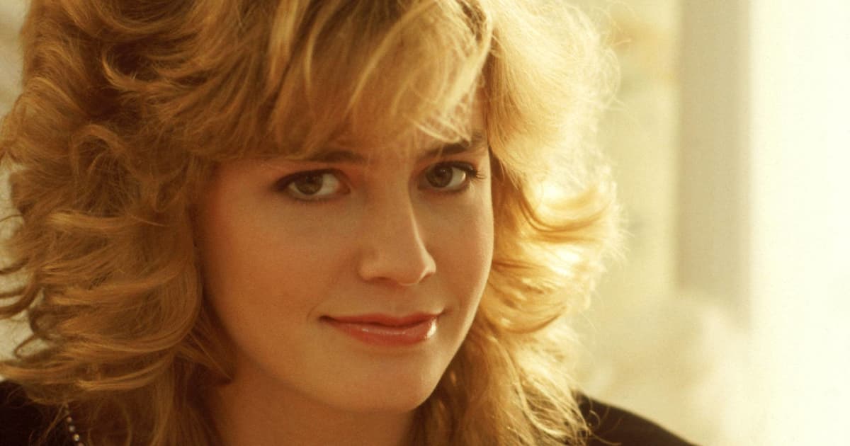Elisabeth Shue Now