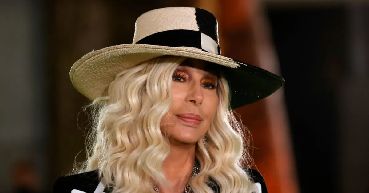 The 10 Strangest Celebrity Couples Of All Time