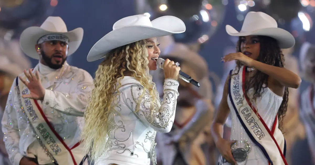 WOW! Blue Ivy Carter Shines At Beyoncé's Epic NFL Halftime Show