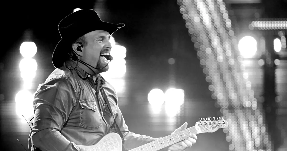 Remember The Best Country Music Artists From The '80s and '90s?