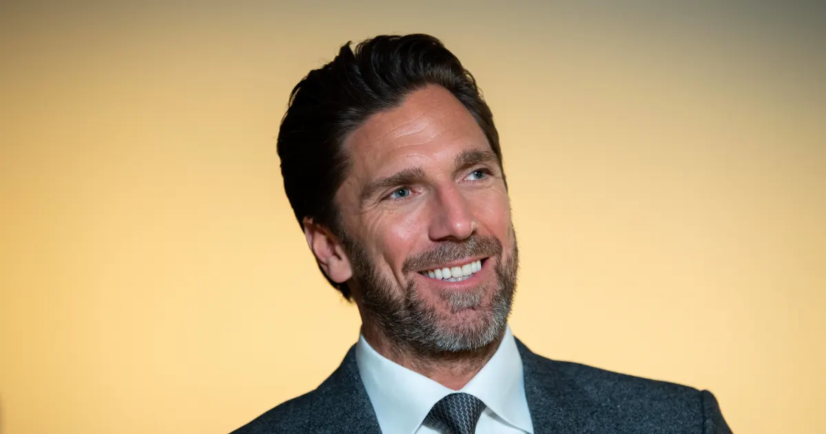 Henrik Lundqvist's Cutest Photo Yet With His Wife and Girls