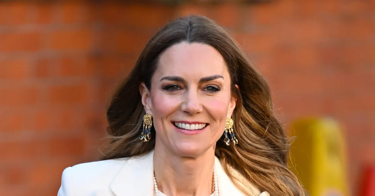 Princess Kate Steals the Show With Traditional Dance in Leicester