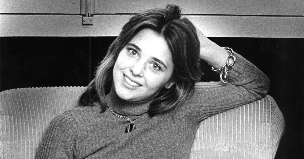 Famous Celebrity Women From The ’80s Through The Years!