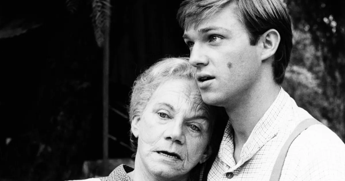 'The Waltons' The Sad Reason "Grandma" Disappeared For A Year