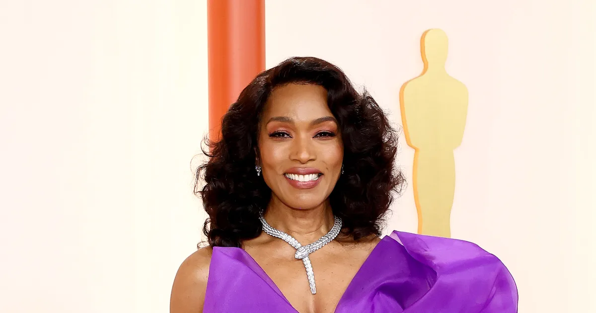 The Hottest Red Carpet Looks At The 2023 Oscars