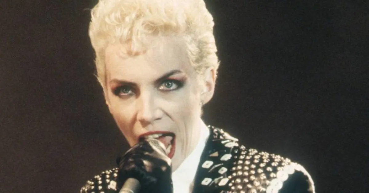 Famous Female Singers From The ’80s: Where Are They Now?