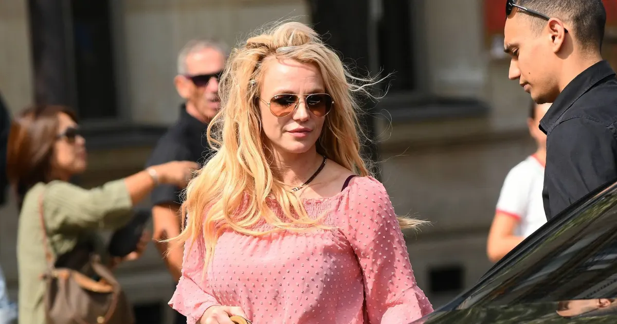 Britney Spears Goes Completely Nude See The New Photos Here