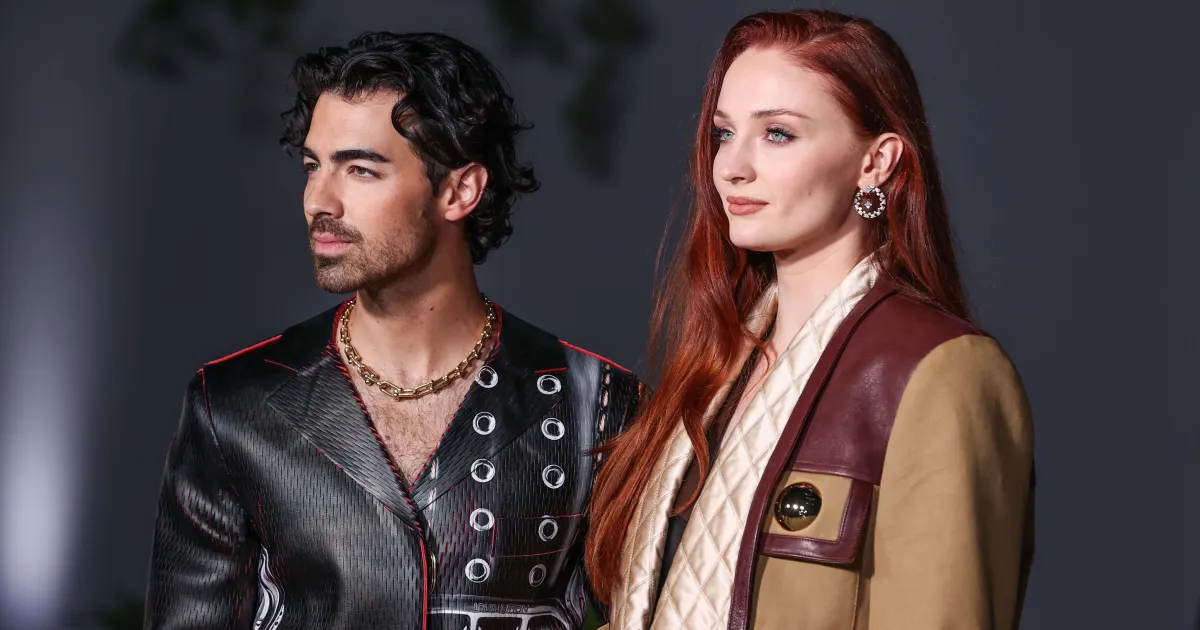 Shocking Revelations Sophie Turner On Life PostJoe Jonas Split(03)