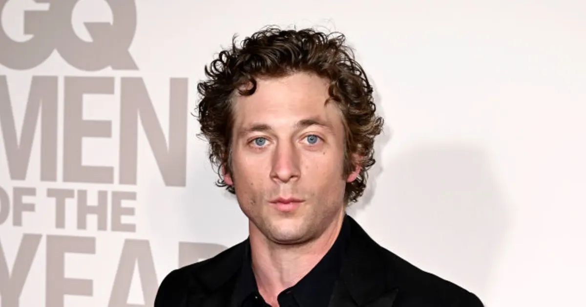Jeremy Allen White's Personal Life: Wife, Kids - All The Details!