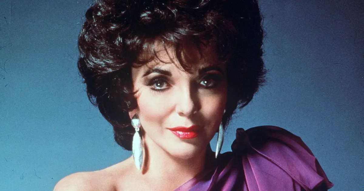 Joan Collins A Dynasty Diva s Dazzling Life Beyond The Screen