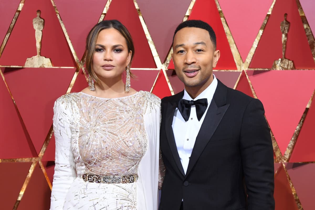 Chrissy Teigen S Mother Mourns Loss Of Grandson