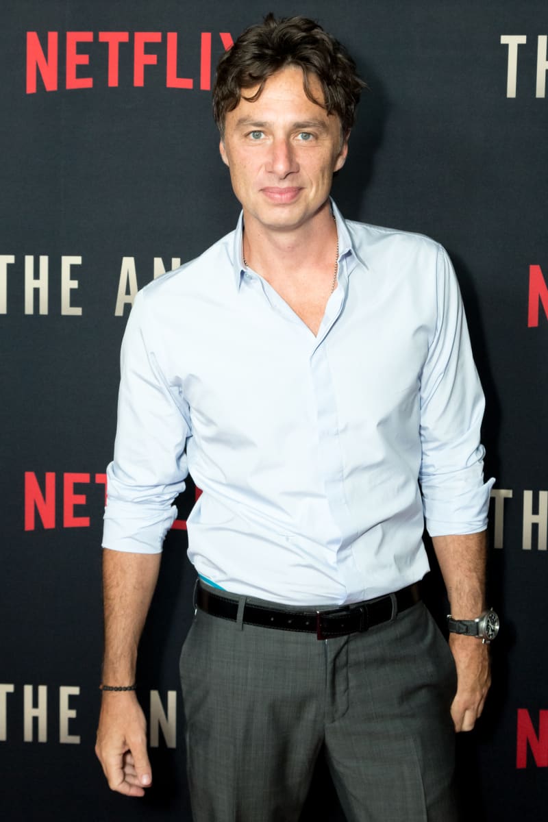 pix Zach Braff Looks Like Dax Shepard zach braff almost fought anne hathaway