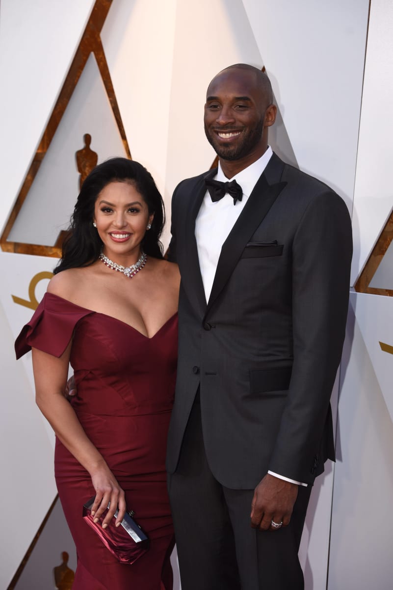 Vanessa Bryant Posts Photo Of Kobe's Gift 'Sex & The City ...