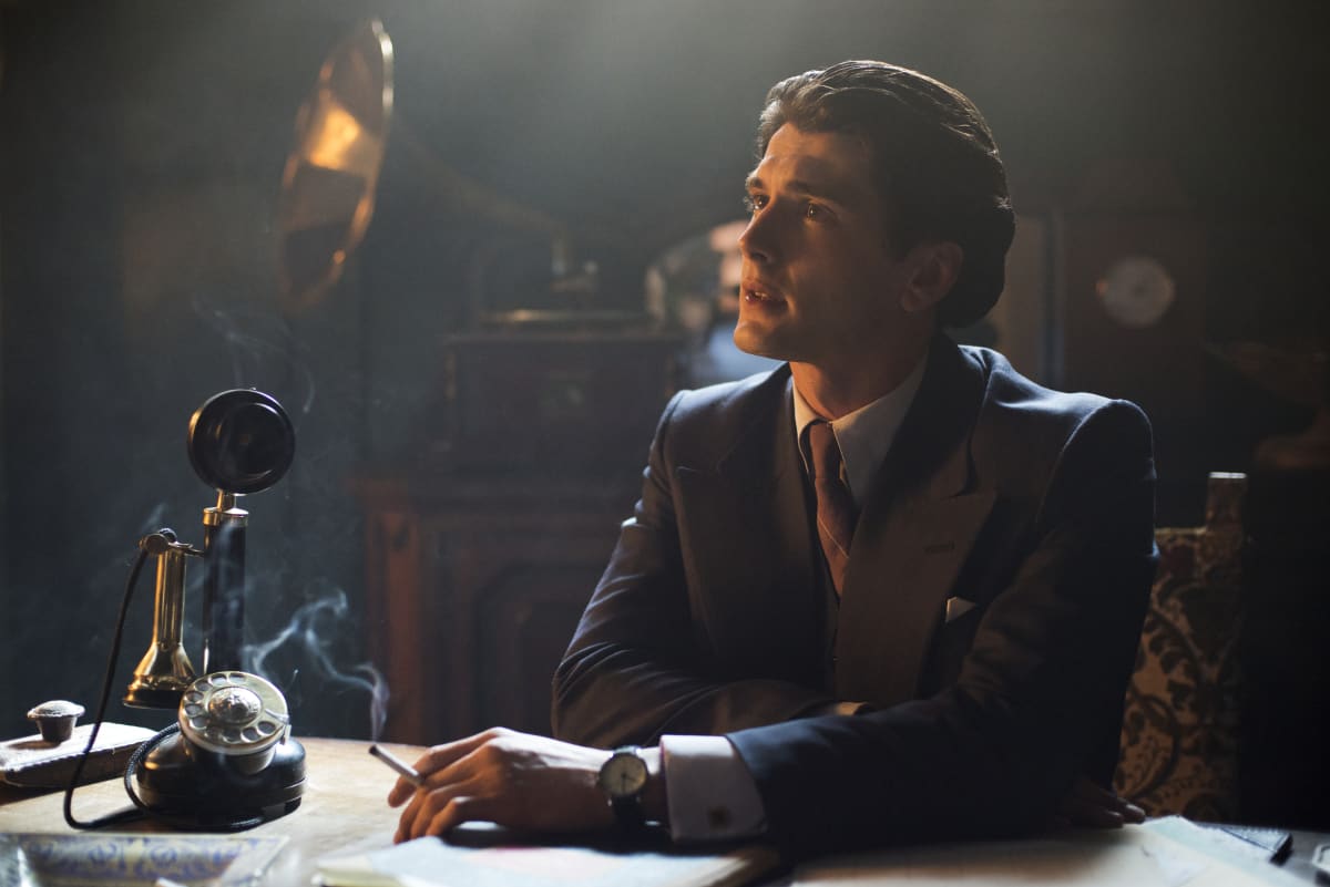 Life Before Fame Yon González, "Francisco" On 'Cable Girls'