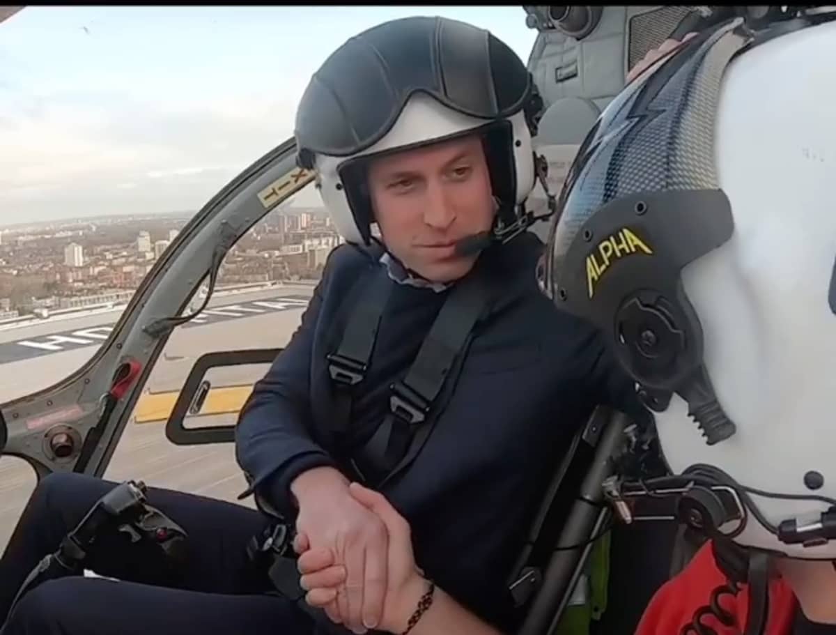 Пилот а-10. Пилот ввс сша a10. He wants to be pilot. Пилот 3085 костюм. Pilot usmc 2003.