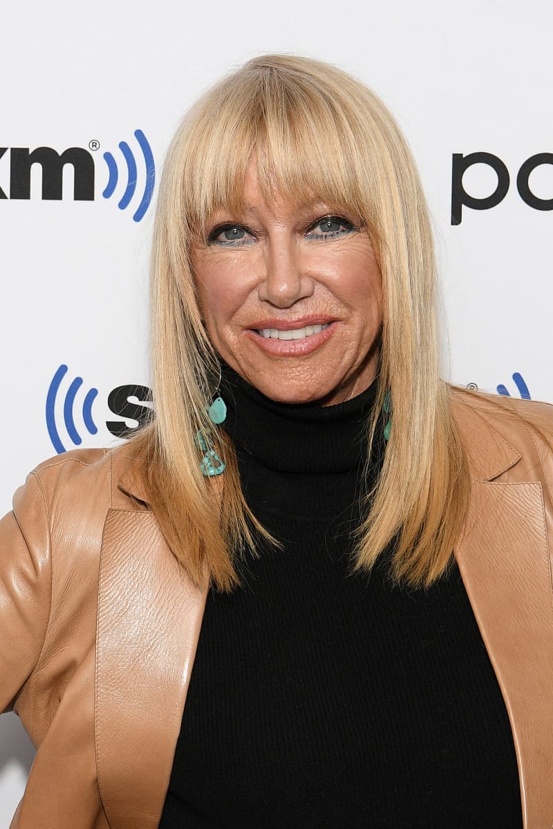'Three's Company' Suzanne Somers "On The Mend" After Neck Surgery