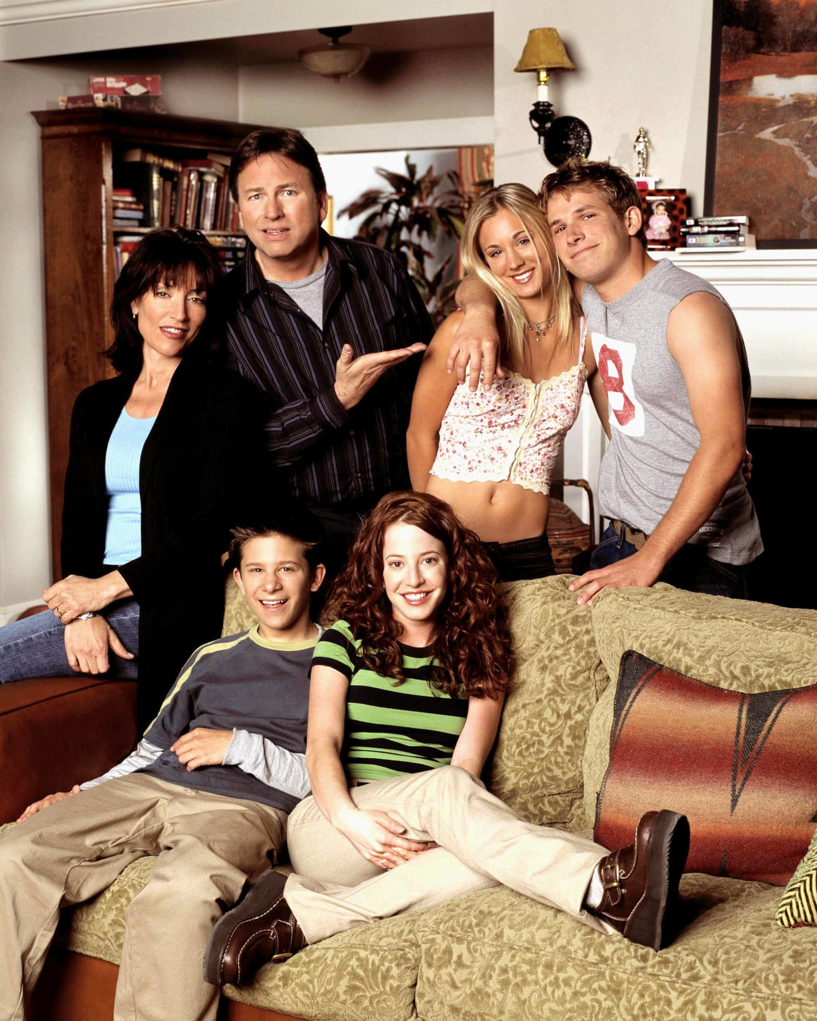 8 Simple Rules for Dating My Teenage Daughter': The Cast Today