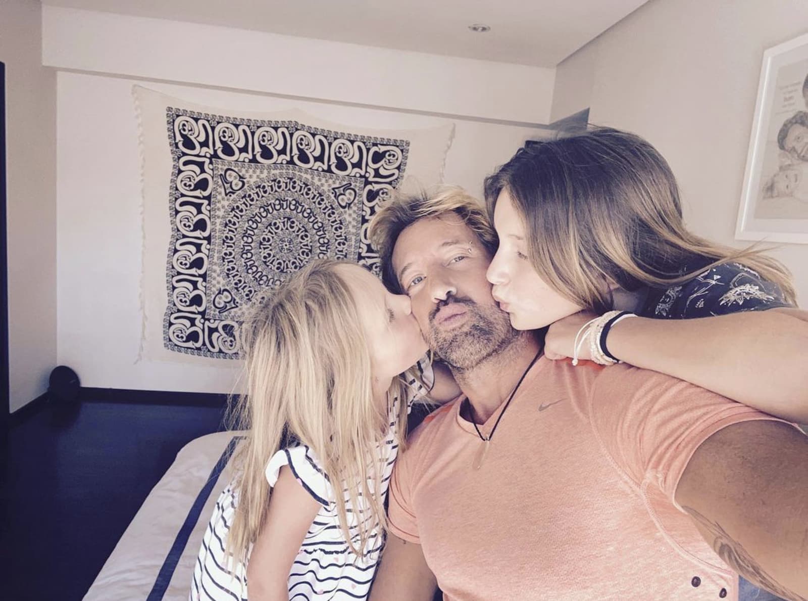 Hijas Del Protagonista De Te Acuerdas De Mi Gabriel Soto