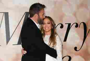 Ben Affleck and Jennifer Lopez getting married engaged wedding date 2022