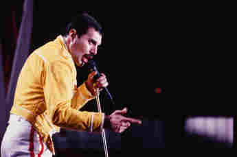 Freddie Mercury's Tragic Death cause 1992 age Queen singer