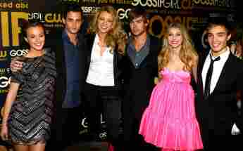 The cast of Gossip Girl at the series' launch party in New York, 2007.