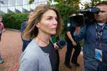 Lori Loughlin & Husband Mossimo Giannulli Will Plead Guilty In College Admissions Scandal