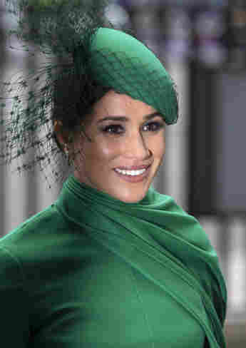 Meghan Markle's Dress Will Be In The Fashion Museum - See Which One Here!