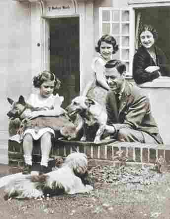 La familia real británica en 1936