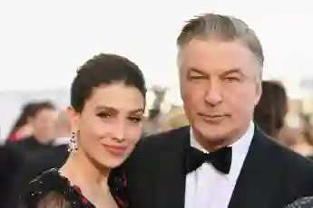 Alec Baldwin Responds To Rude Comments After 6th Baby News family picture 2021 Instagram