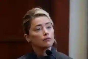 Amber Heard On Feces On The Bed: "It Wasn't Me"