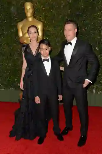 Angelina Jolie, Maddox Jolie-Pitt y Brad Pitt