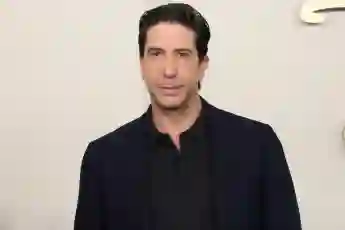 David Schwimmer Woman Love Happiness