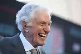 Dick Van Dyke Surprises Californians In Need With Free Money pictures photos age 95 years old