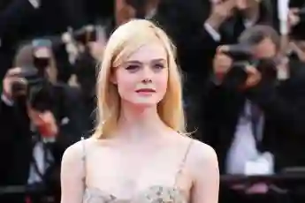 Elle Fanning Appears On 'Vanity Fair's' Cover Story, Urges Fans To Not Make Black Lives Matter A "Trend"