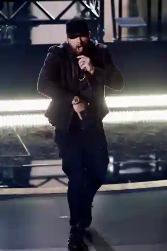 Eminem Surprises At The Oscars With A Performance of "Lose Yourself"