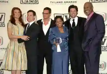 Actors Kate Walsh, T.R. Knight, Justin Chambers, Chandra Wilson, Patrick Dempsey and James Pickens Jr. of "Grey's Anatomy", winner of the Future Classic Award in Santa Monica, 2006.