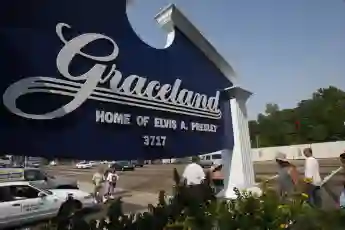 Graceland what happens after Lisa Marie Presley death inherited daughter Riley Harper Finley